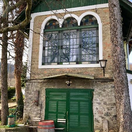 Guens Vendeghaz Hotel Szigliget Exterior photo